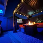 Sunrize Destinations - Newly Renovated Mesa Studio