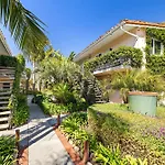 American Riviera Oasis Close To Beach And Downtown
