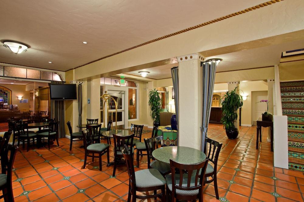 Virginia Santa Barbara, Tapestry Collection By Hilton Hotel Santa Barbara