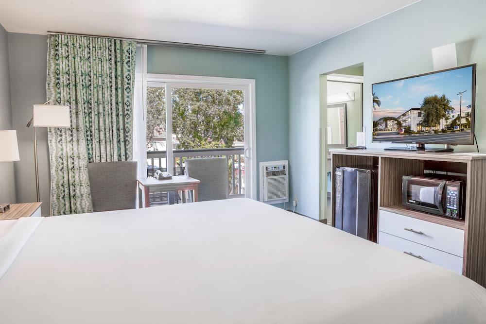 Hotel Avania Of 3*