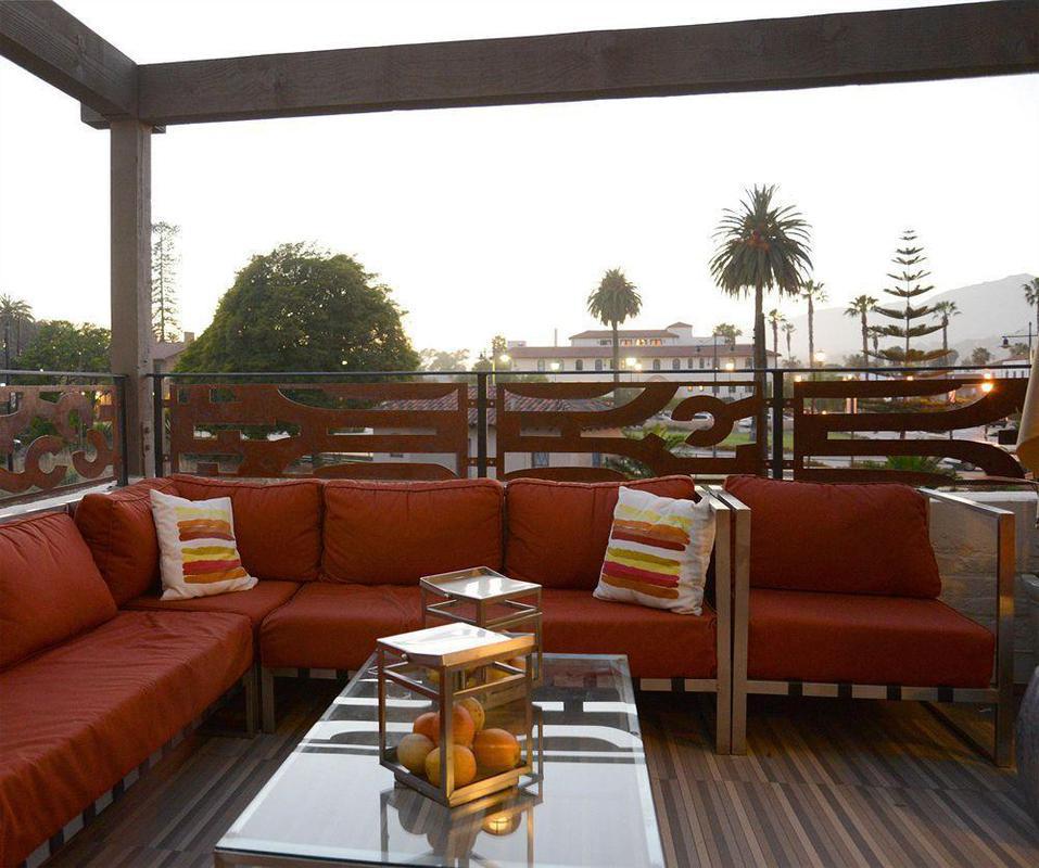 Riviera House Hotel