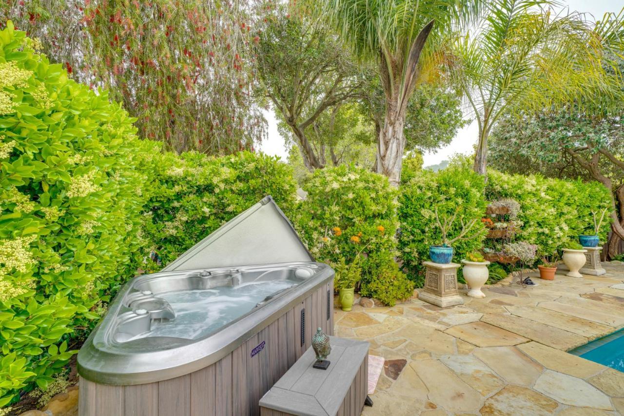 Vacation With Pool And Hot Tub! *