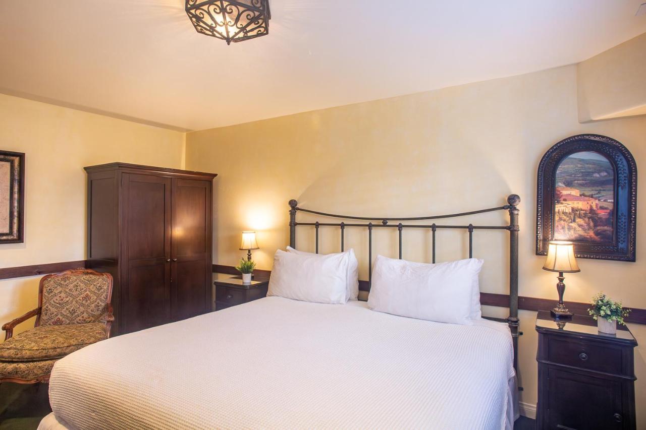 Hotel Castillo At The