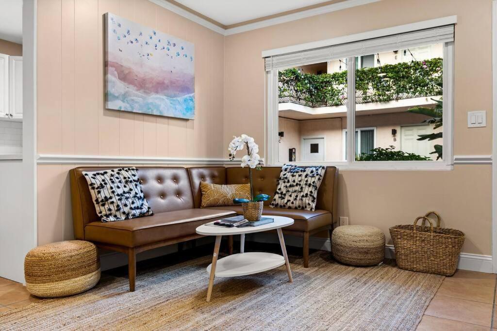Holiday home Funk Zone Walking Distance To The