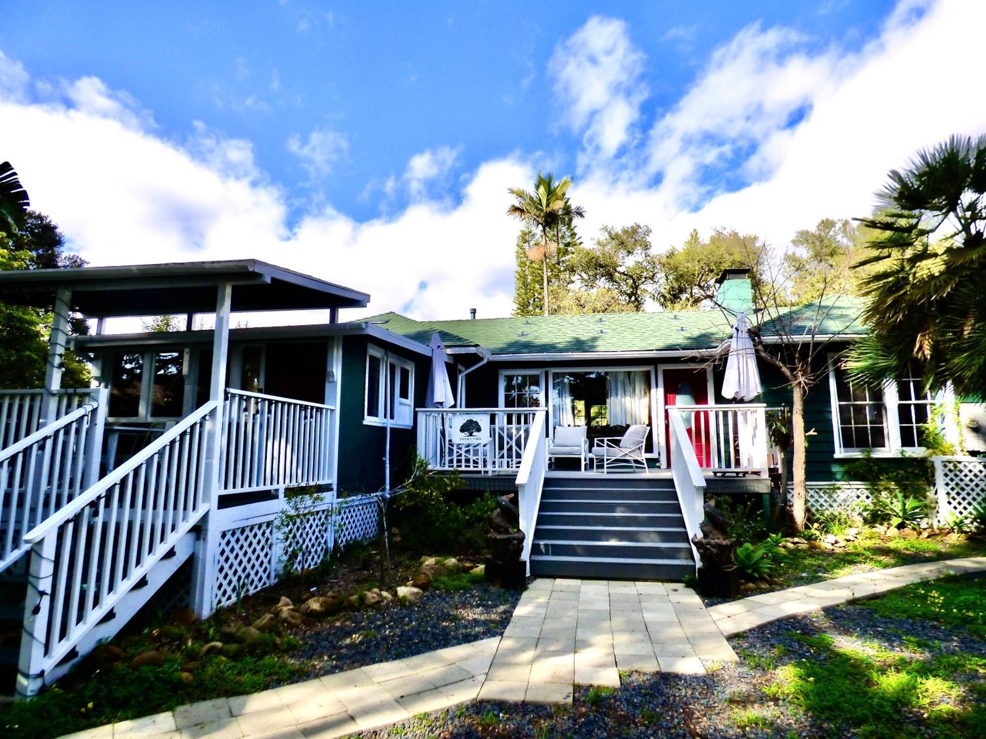Under The Oaks Holiday home Santa Barbara