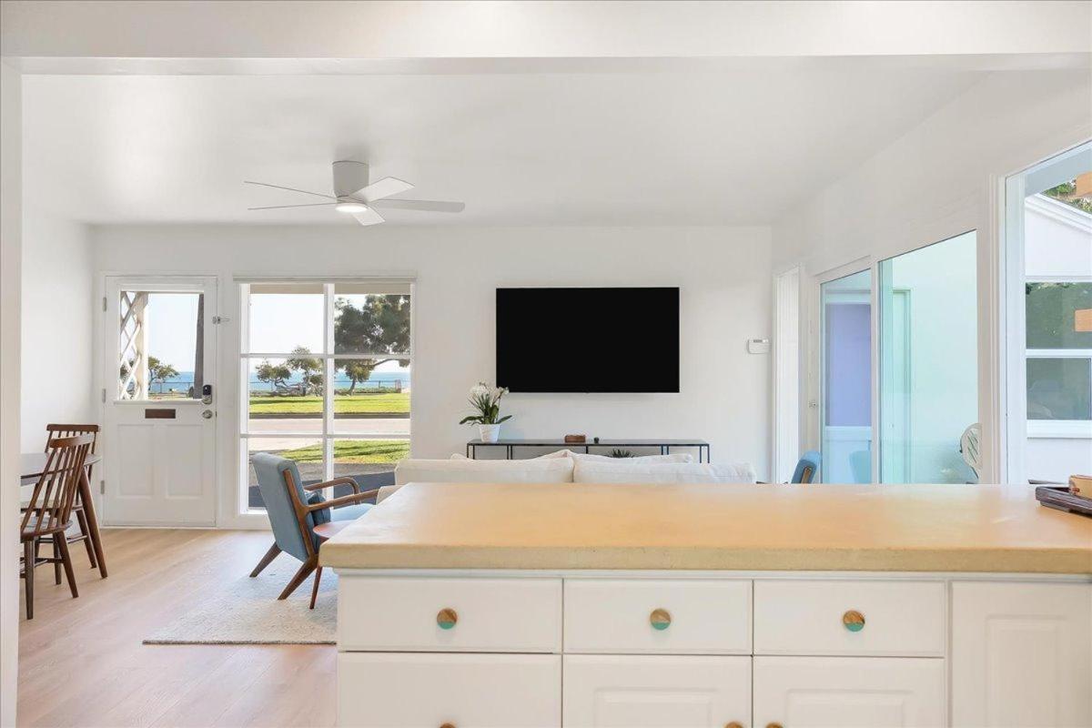 Shoreline Holiday home *