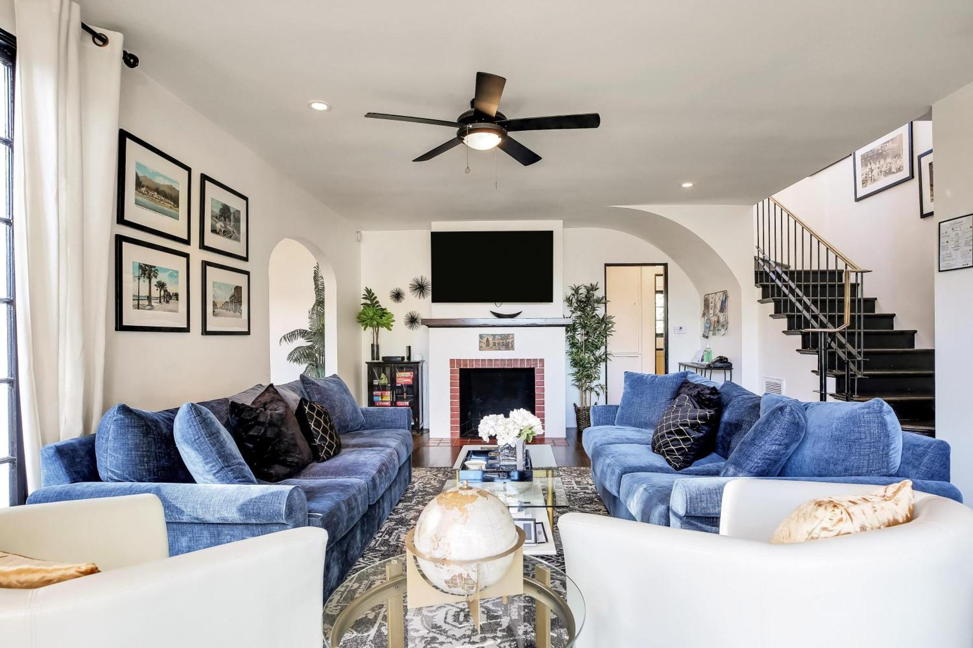 West 4 Villa *