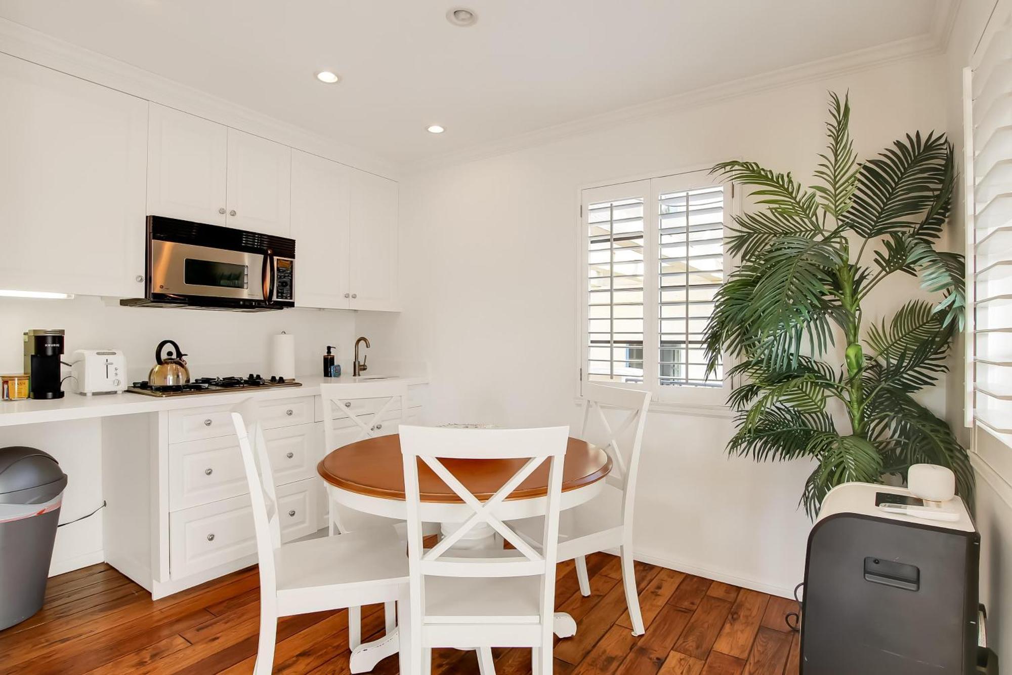 West 1 & 2 Holiday home *