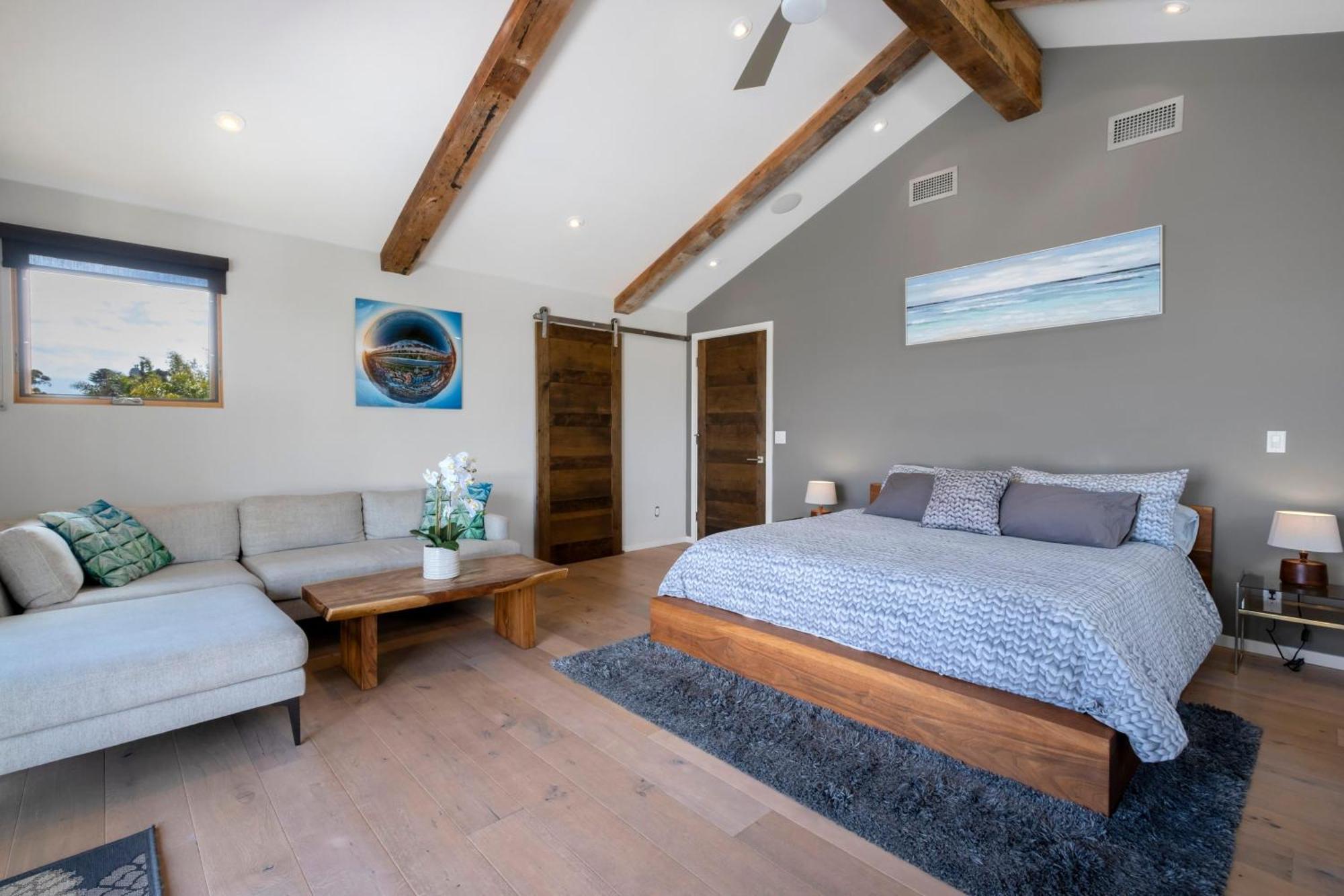 Modern Sea Escape Holiday home *