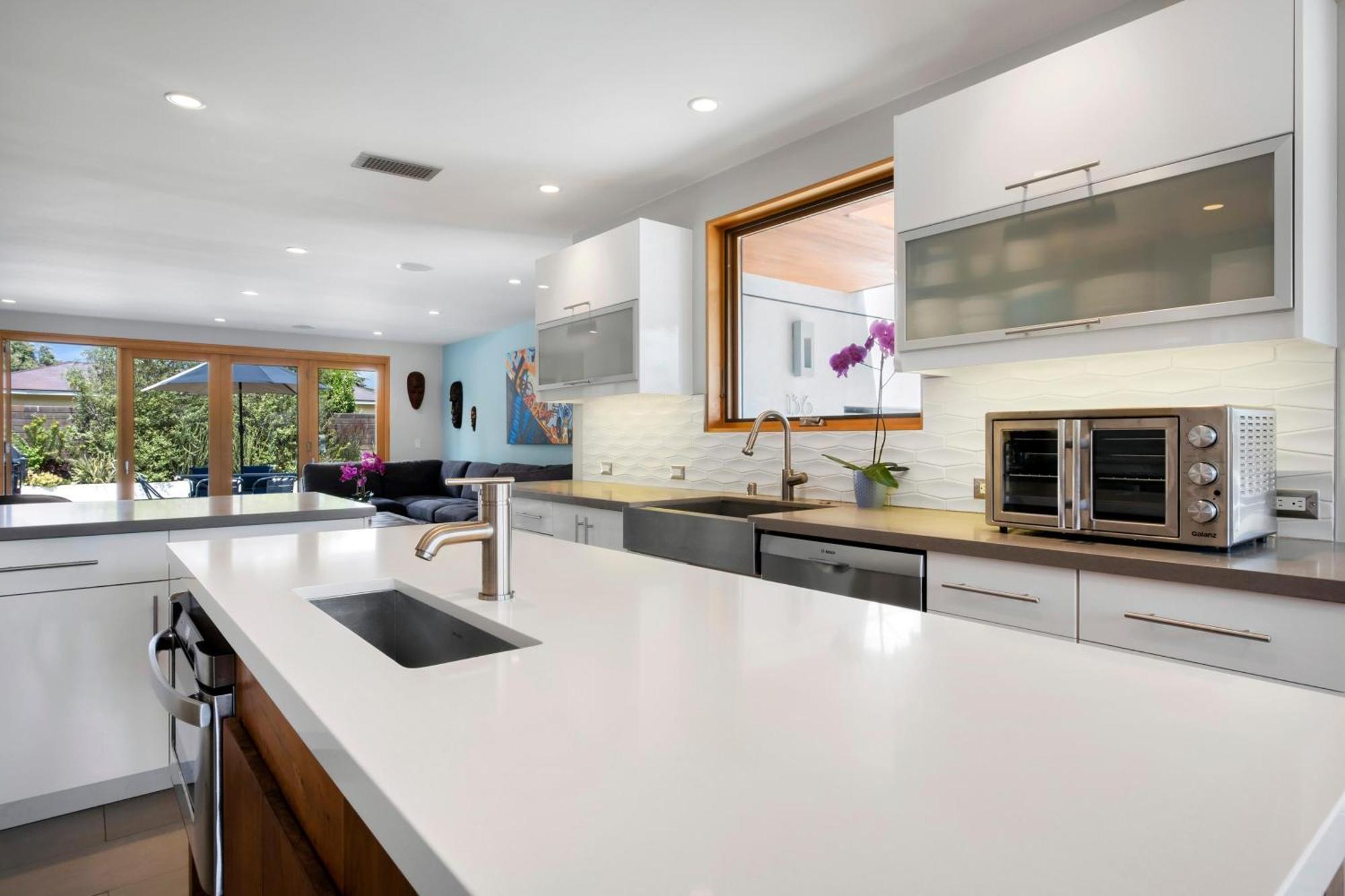 Holiday home Modern Sea Escape Santa Barbara