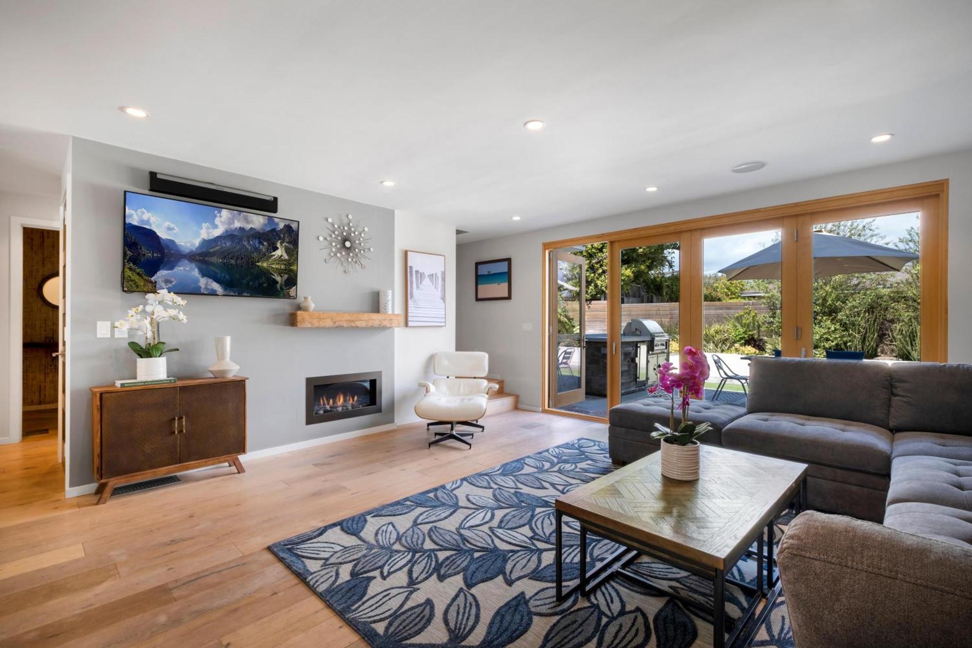 Modern Sea Escape * Santa Barbara