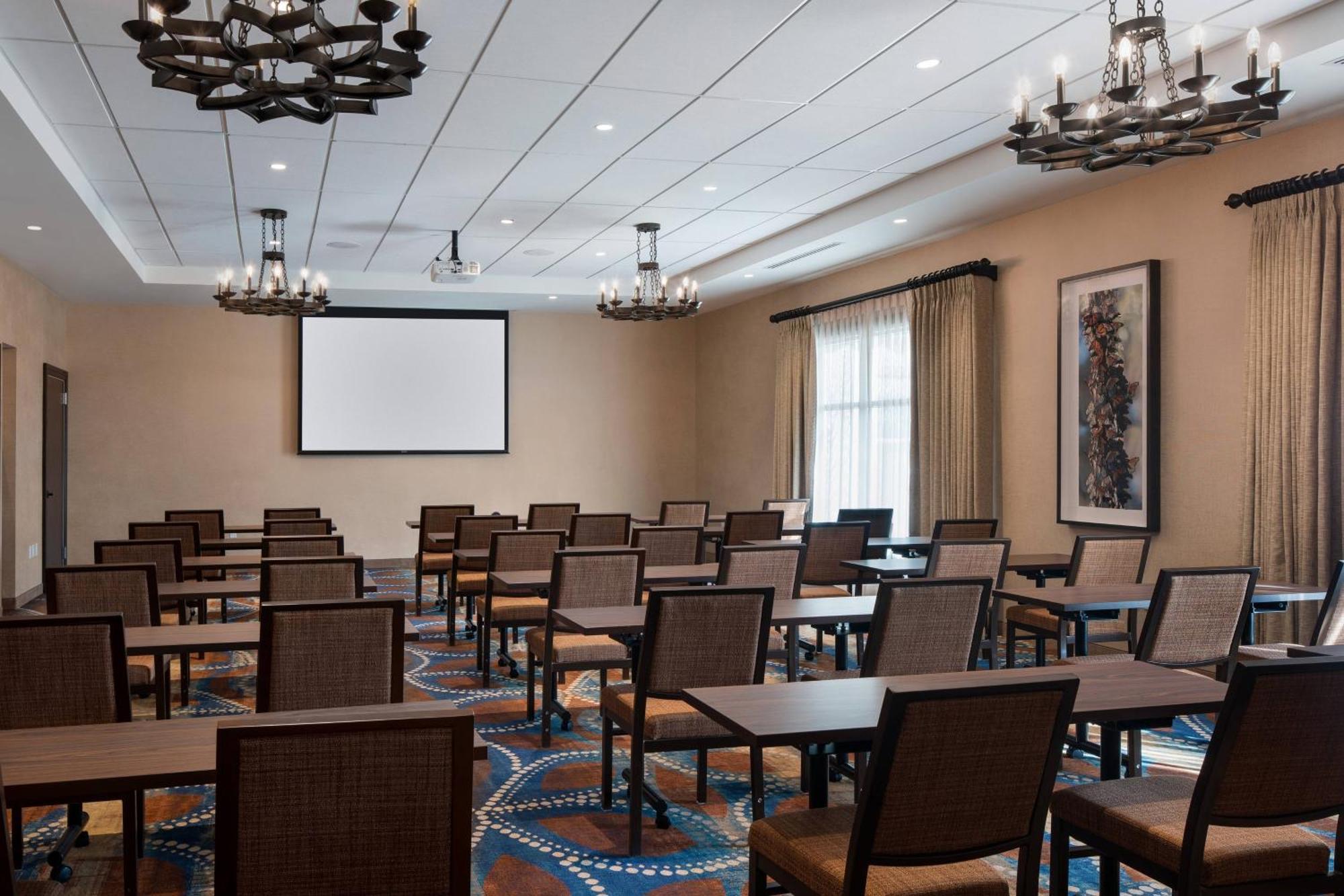 By Marriott Goleta 3*