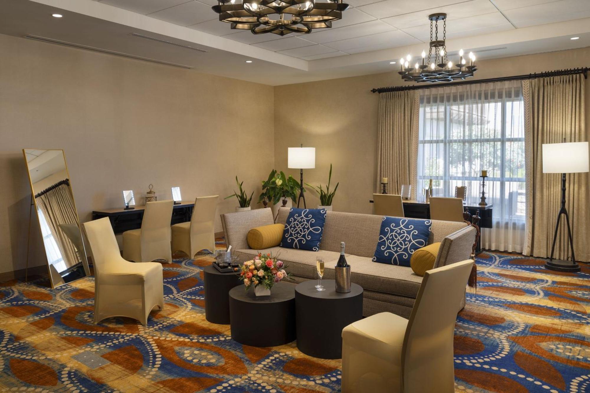 Hotel By Marriott Goleta Santa Barbara