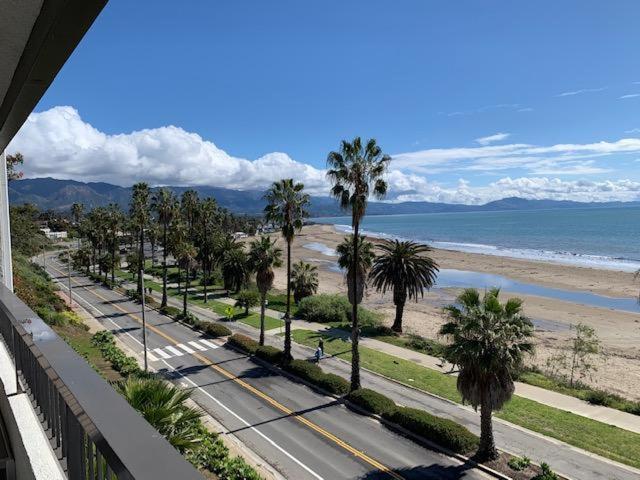 Beachfront Hideaway Santa Barbara