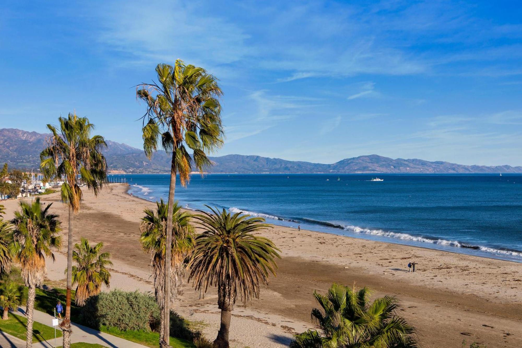 Beachfront Hideaway Santa Barbara