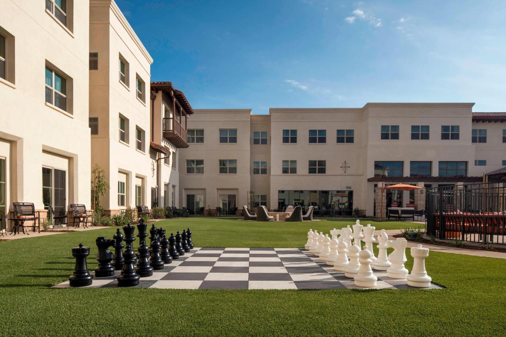 By Marriott Goleta 3* Santa Barbara