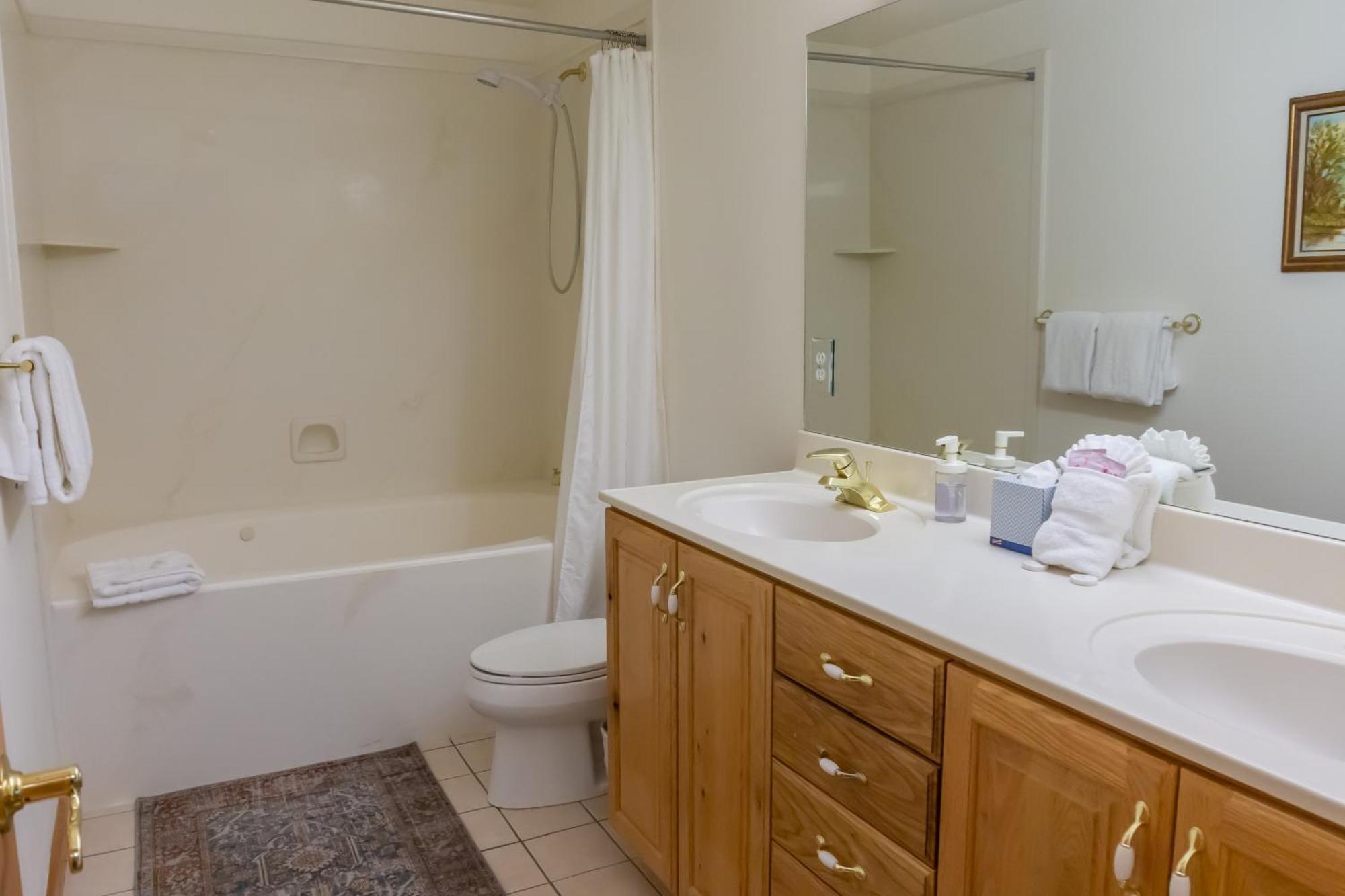 3 Bedroom 3 Bathroom Zermatt Villages 719 Holiday home Santa Barbara