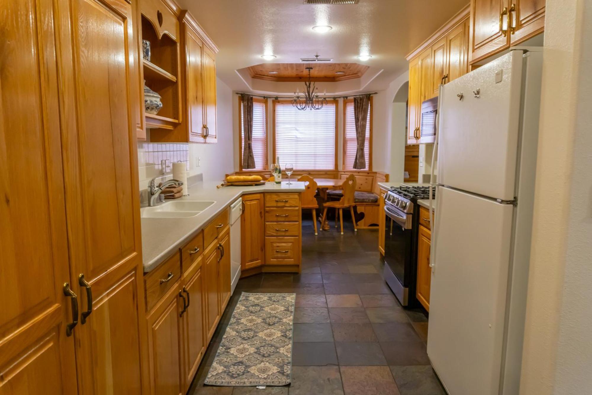 3 Bedroom 3 Bathroom Zermatt Villages 719 *