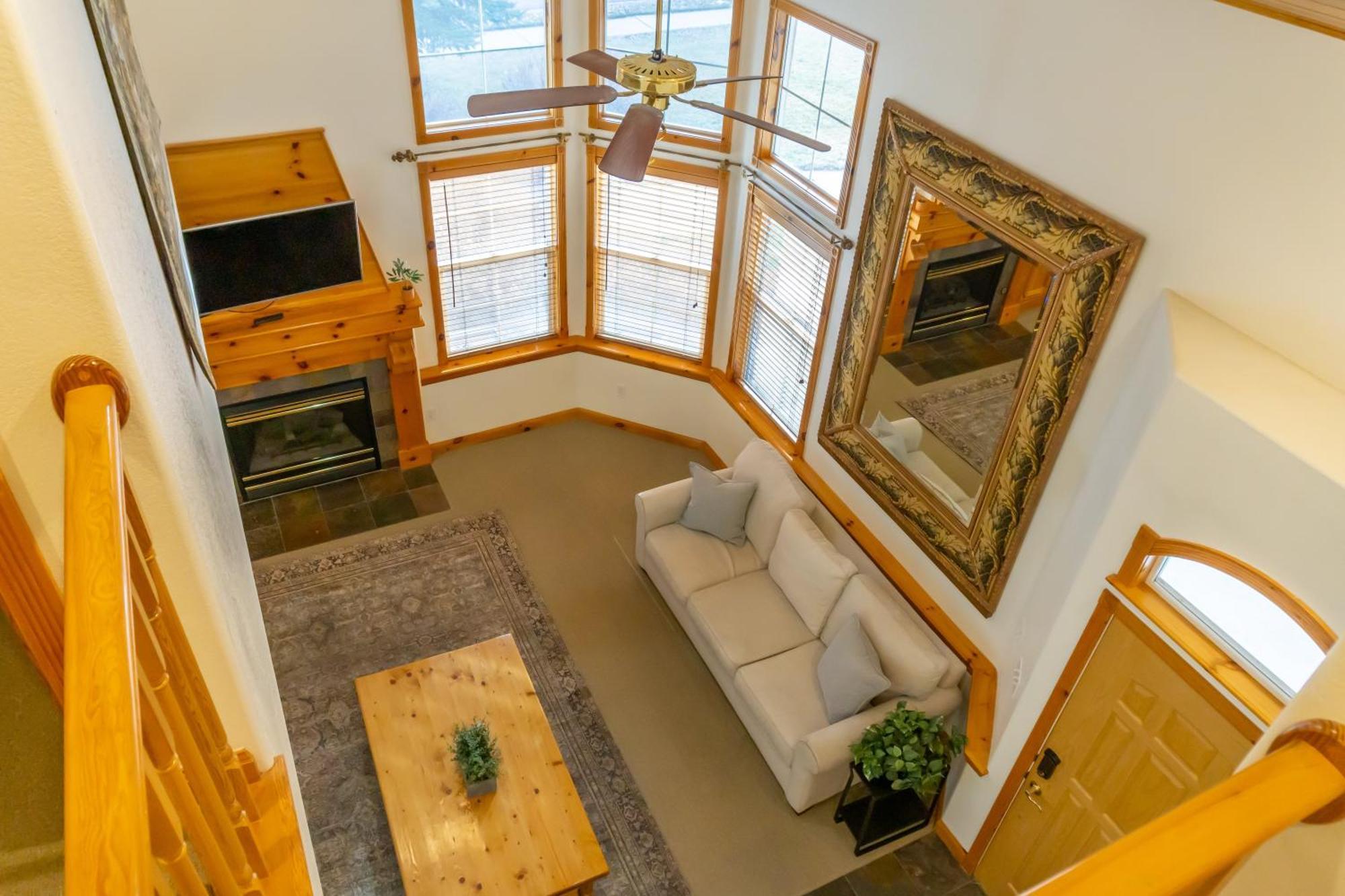 3 Bedroom 3 Bathroom Zermatt Villages 719 Holiday home Santa Barbara
