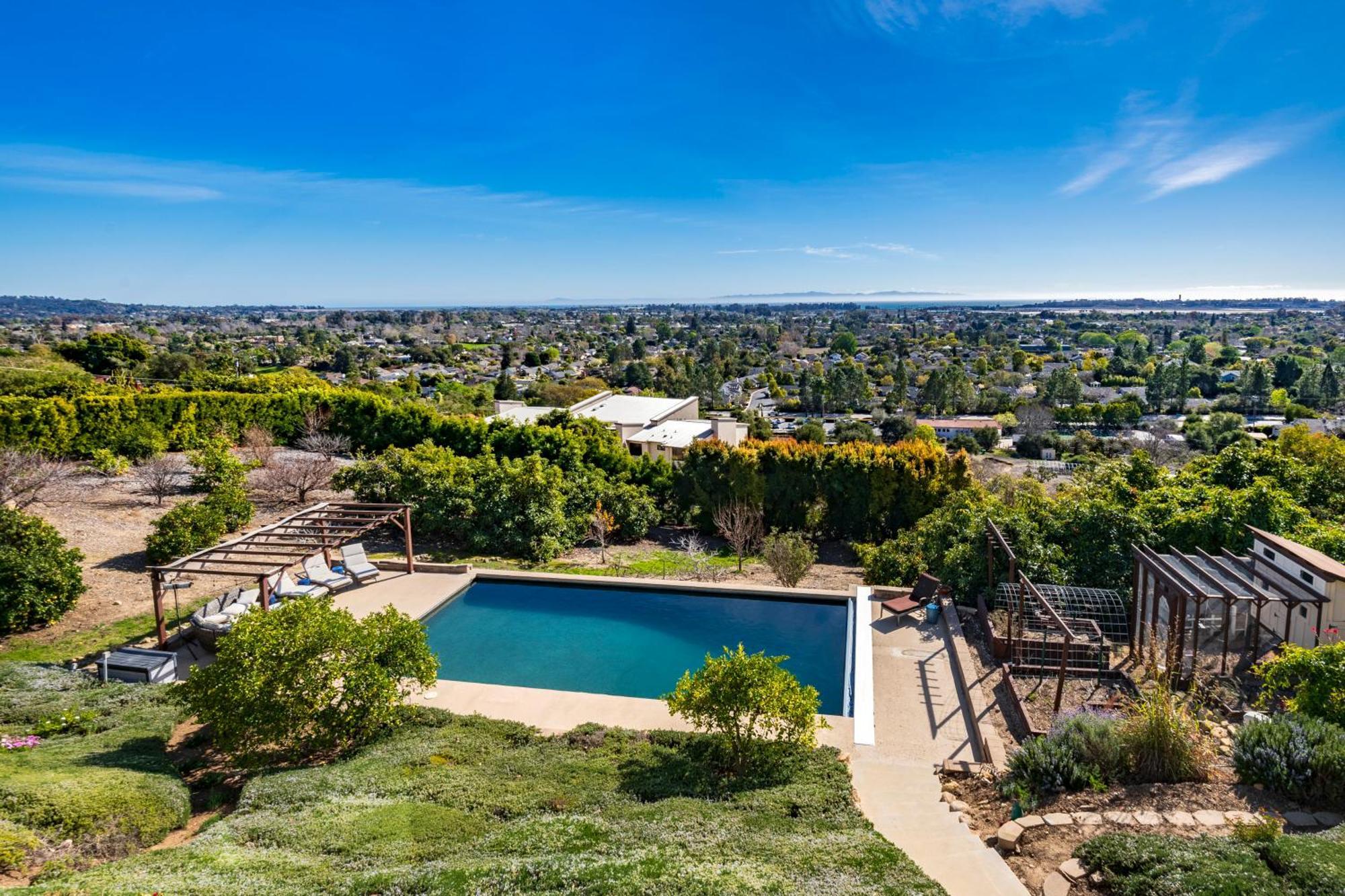 Luxury Atop The Hills Santa Barbara