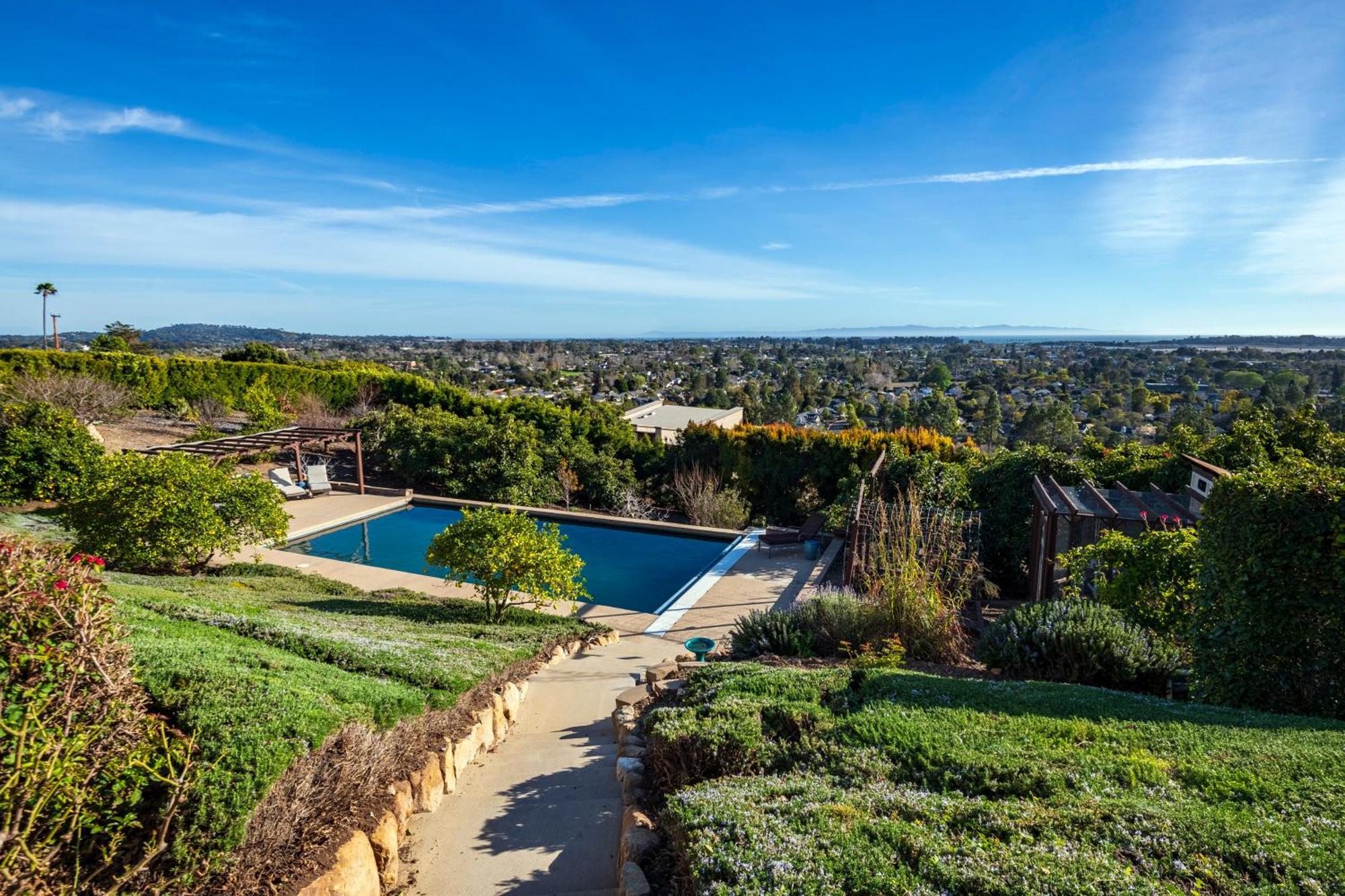 Luxury Atop The Hills * Santa Barbara