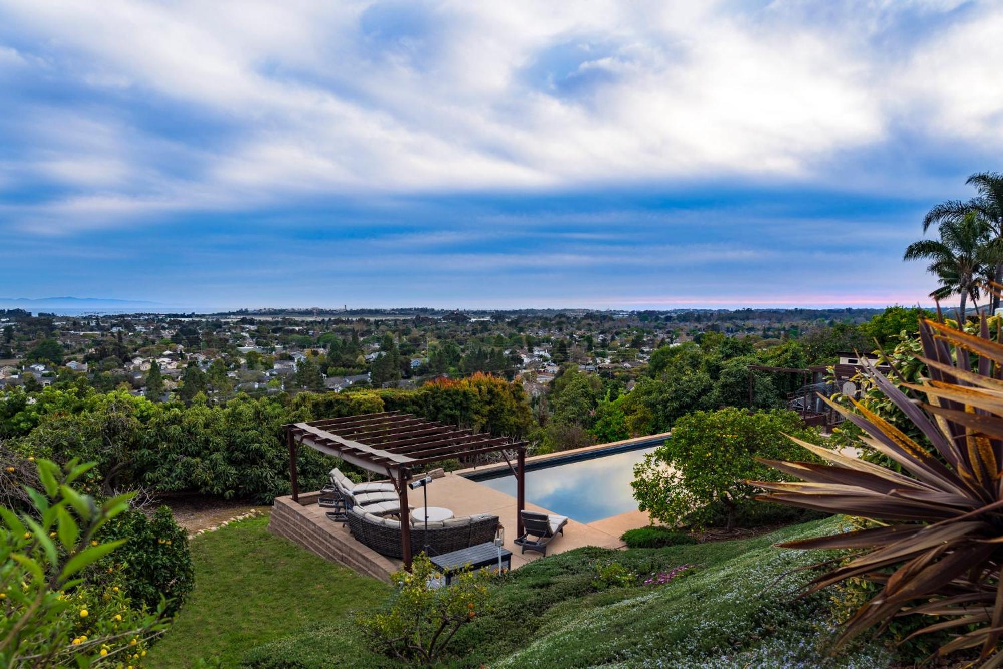 Holiday home Luxury Atop The Hills Santa Barbara