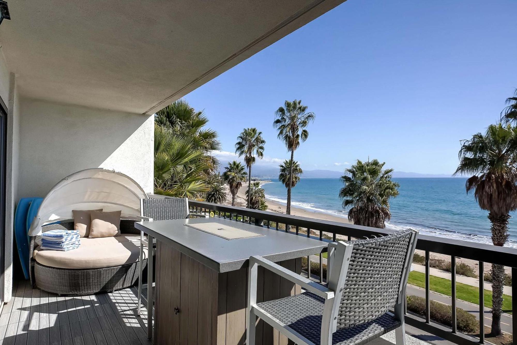 Beachfront Hideaway *