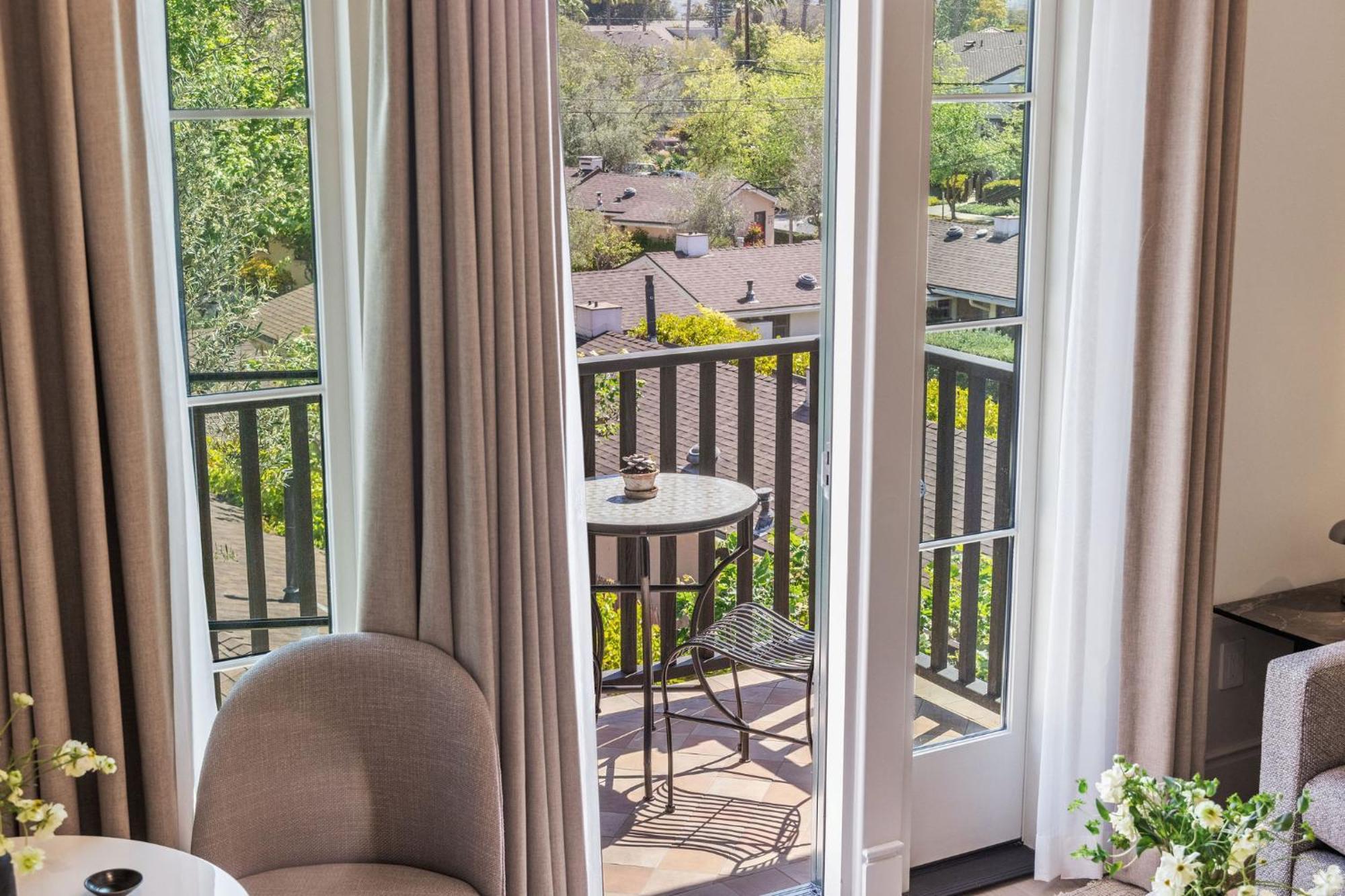 Casa Riviera - Boutique In Downtown Aparthotel *