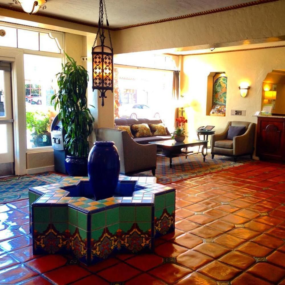 Virginia Santa Barbara, Tapestry Collection By Hilton