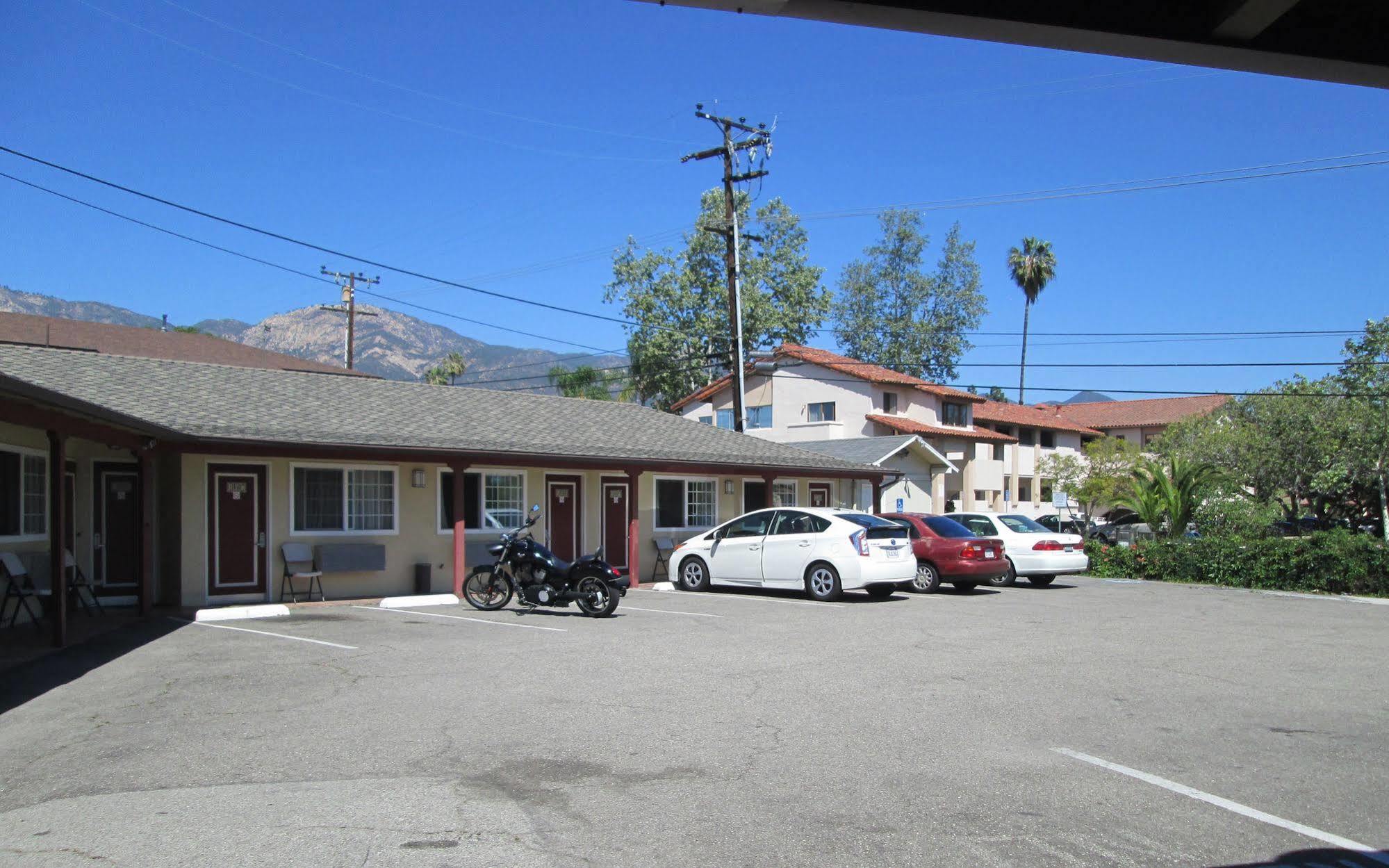 Motel Town And Country