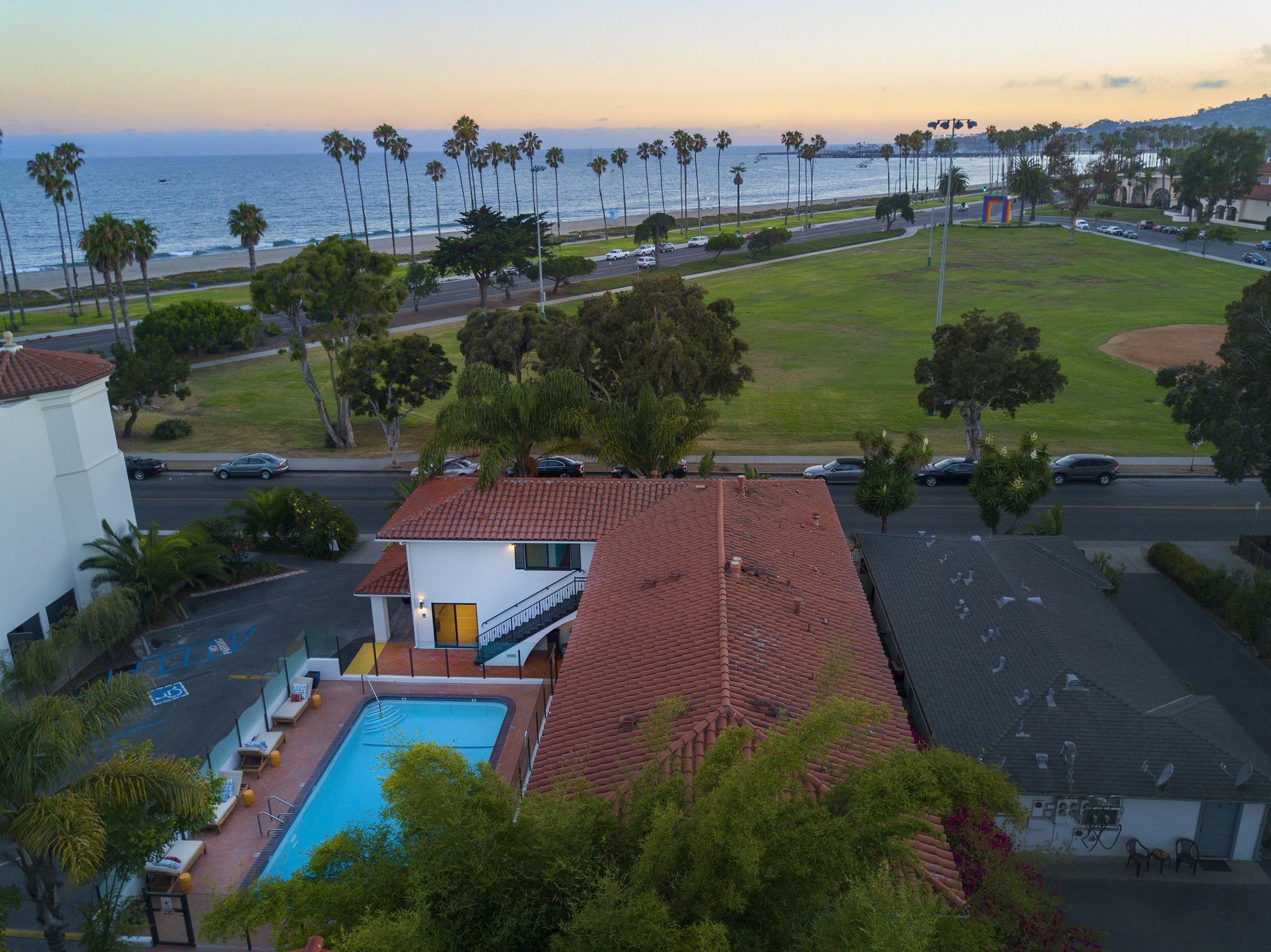 Blue Sands Inn, A Kirkwood Collection Santa Barbara