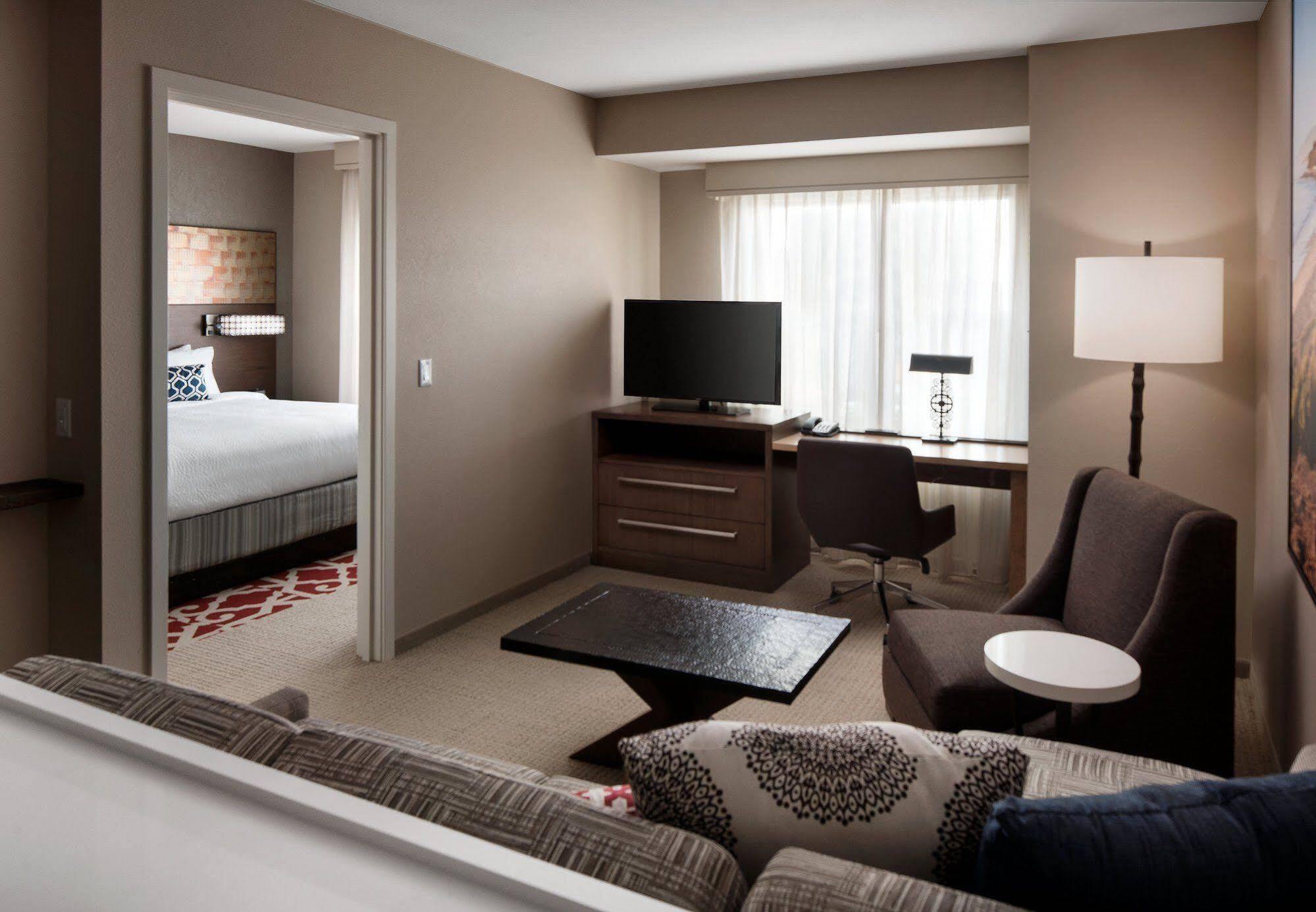 By Marriott Goleta 3* Santa Barbara