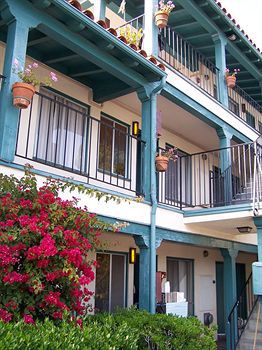 Fiesta & Hotel Santa Barbara