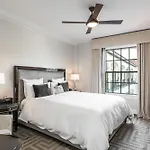 Montecito Inn