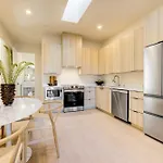 Casa De La Vina - Boutique Apartments In Downtown Santa Barbara
