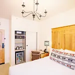 Hotel Santa Barbara
