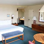 Cabrillo Inn At The Beach