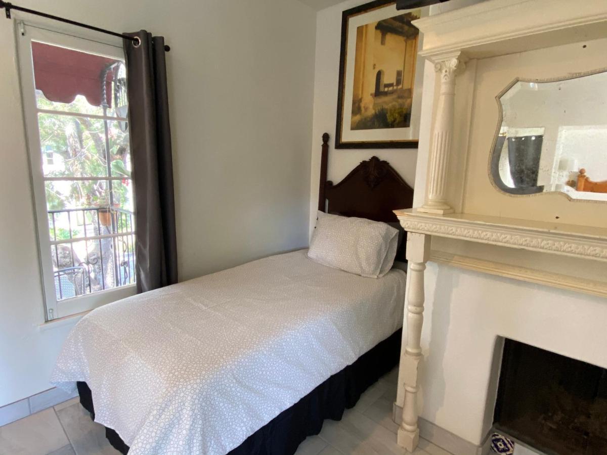Rosa 4* Santa Barbara
