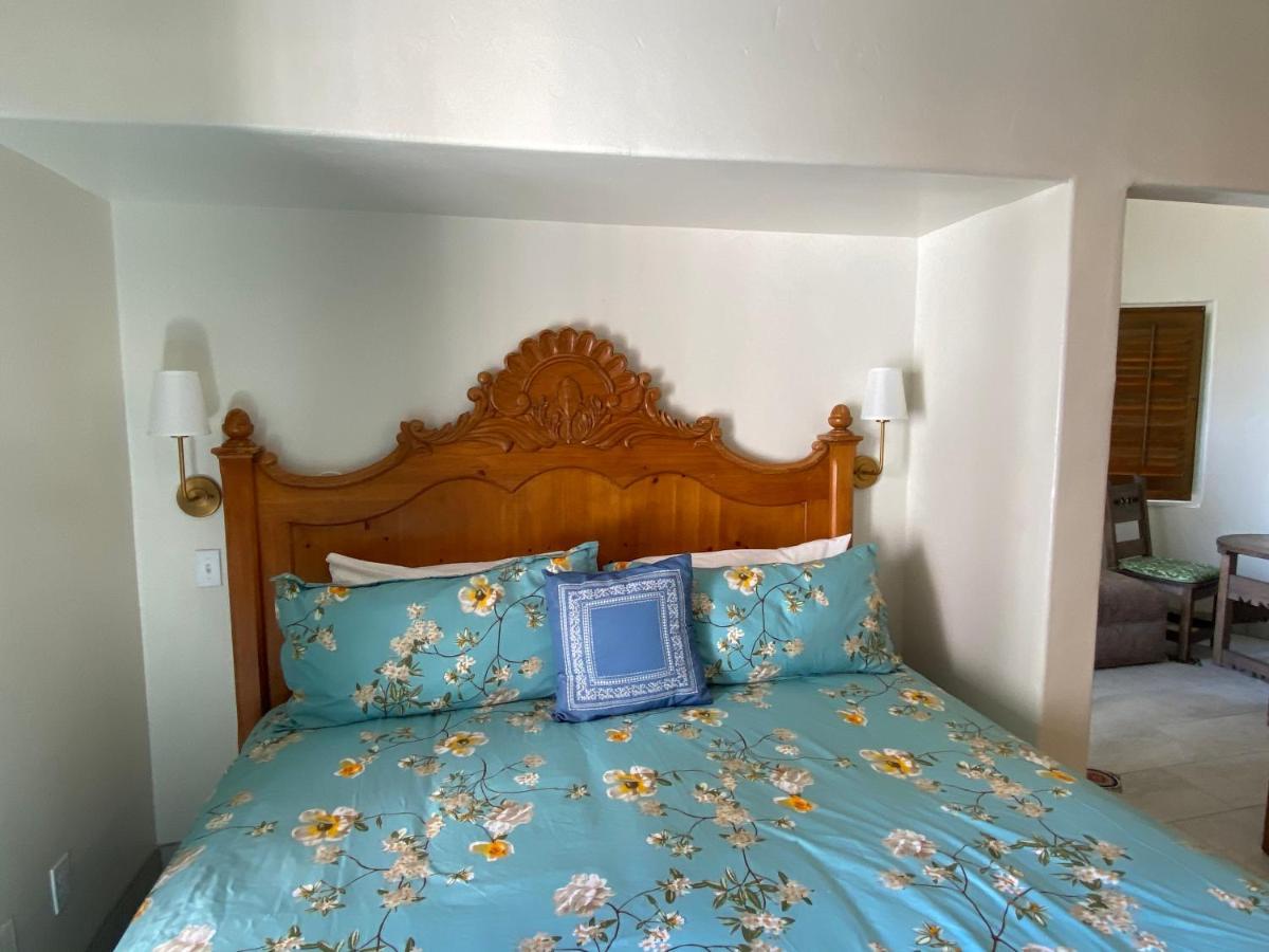 Rosa 4* Santa Barbara