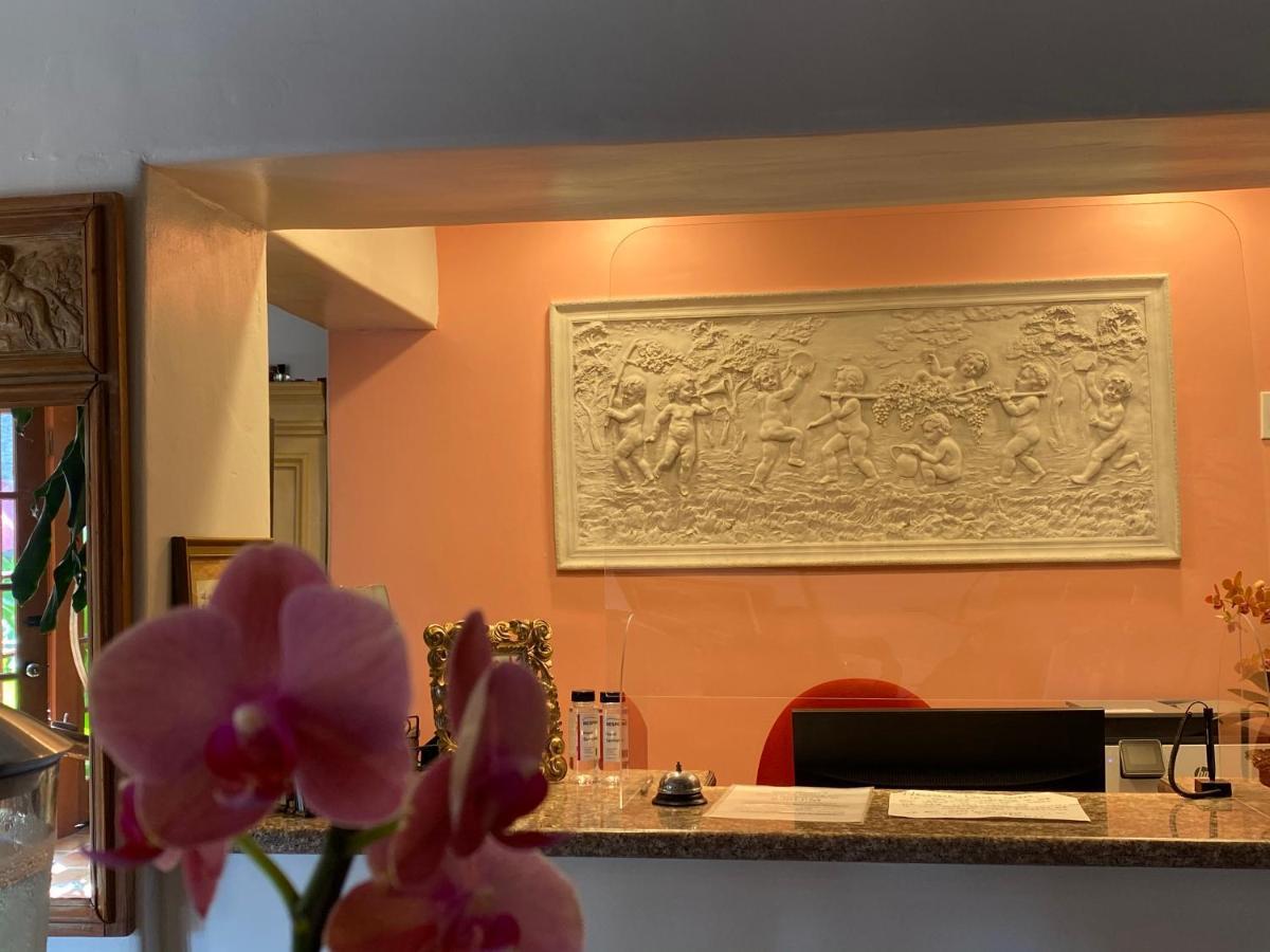 Rosa 4* Santa Barbara