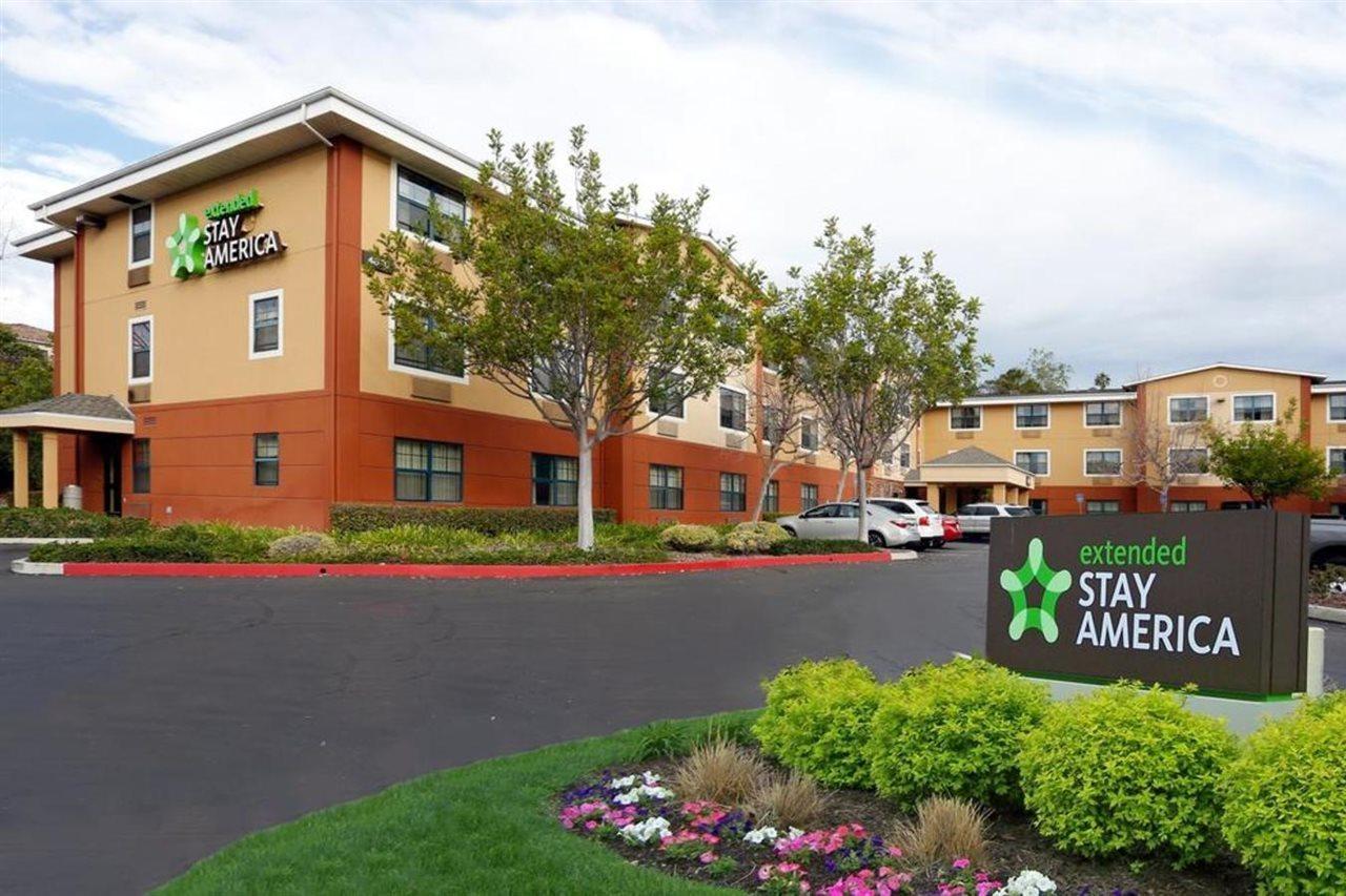 Extended America - Santa Barbara - Calle Real Hotel 2*