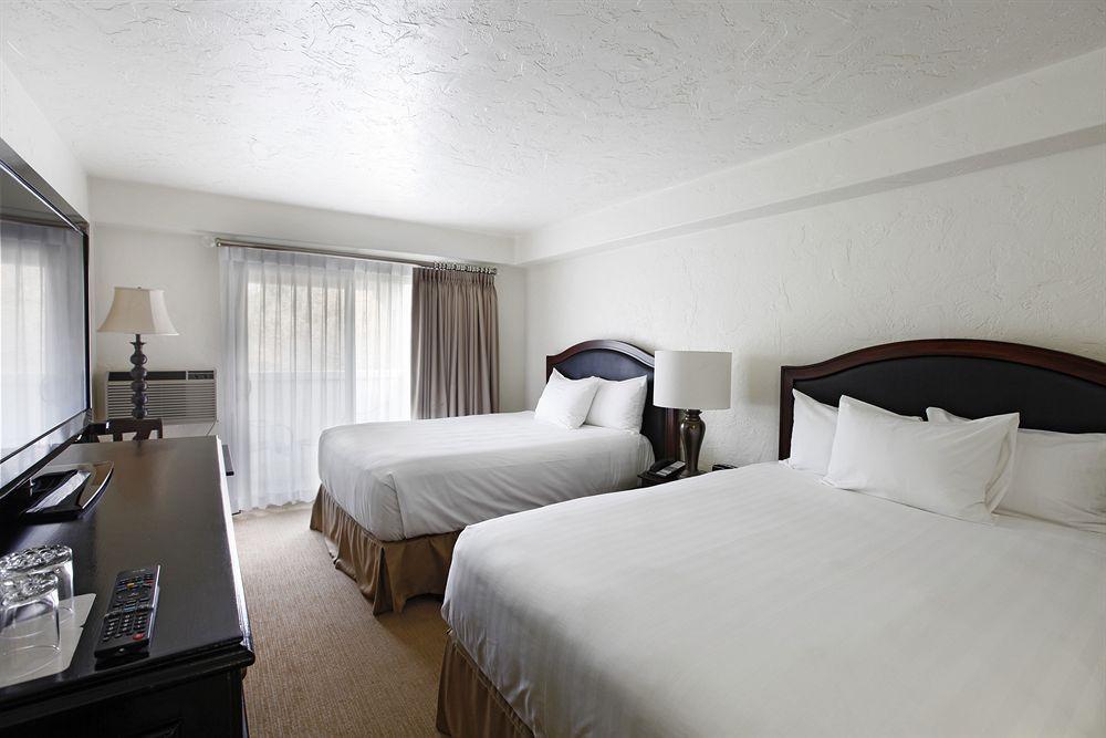 Palmoro House Hotel Santa Barbara