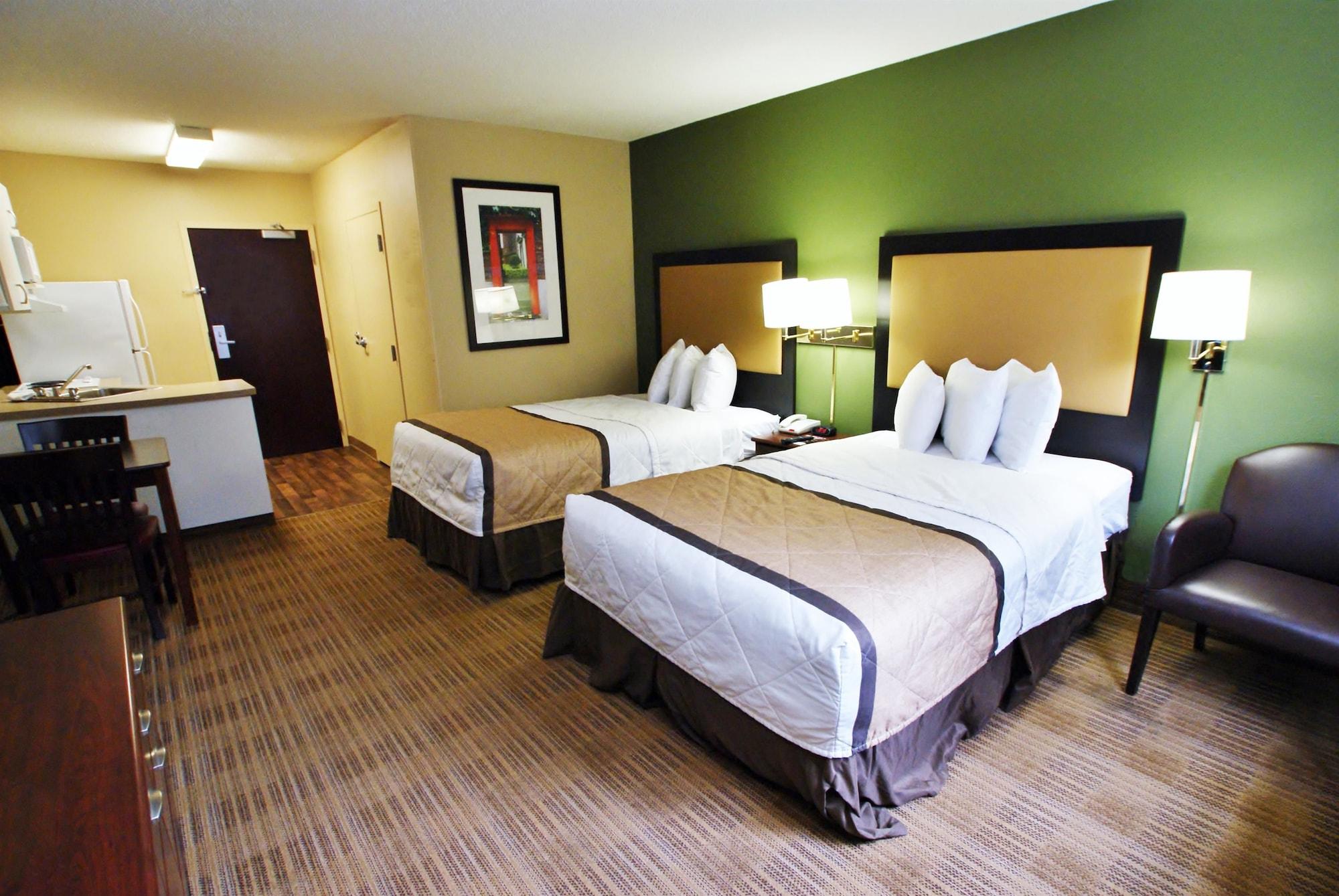 Extended America - Santa Barbara - Calle Real Hotel 2*