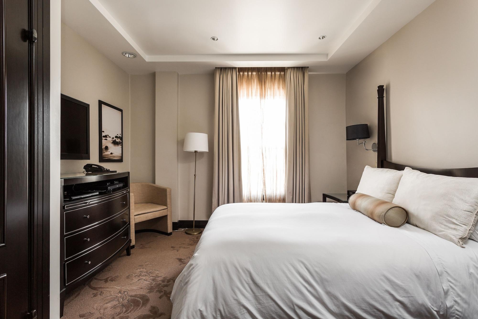 Montecito Hotel 4*