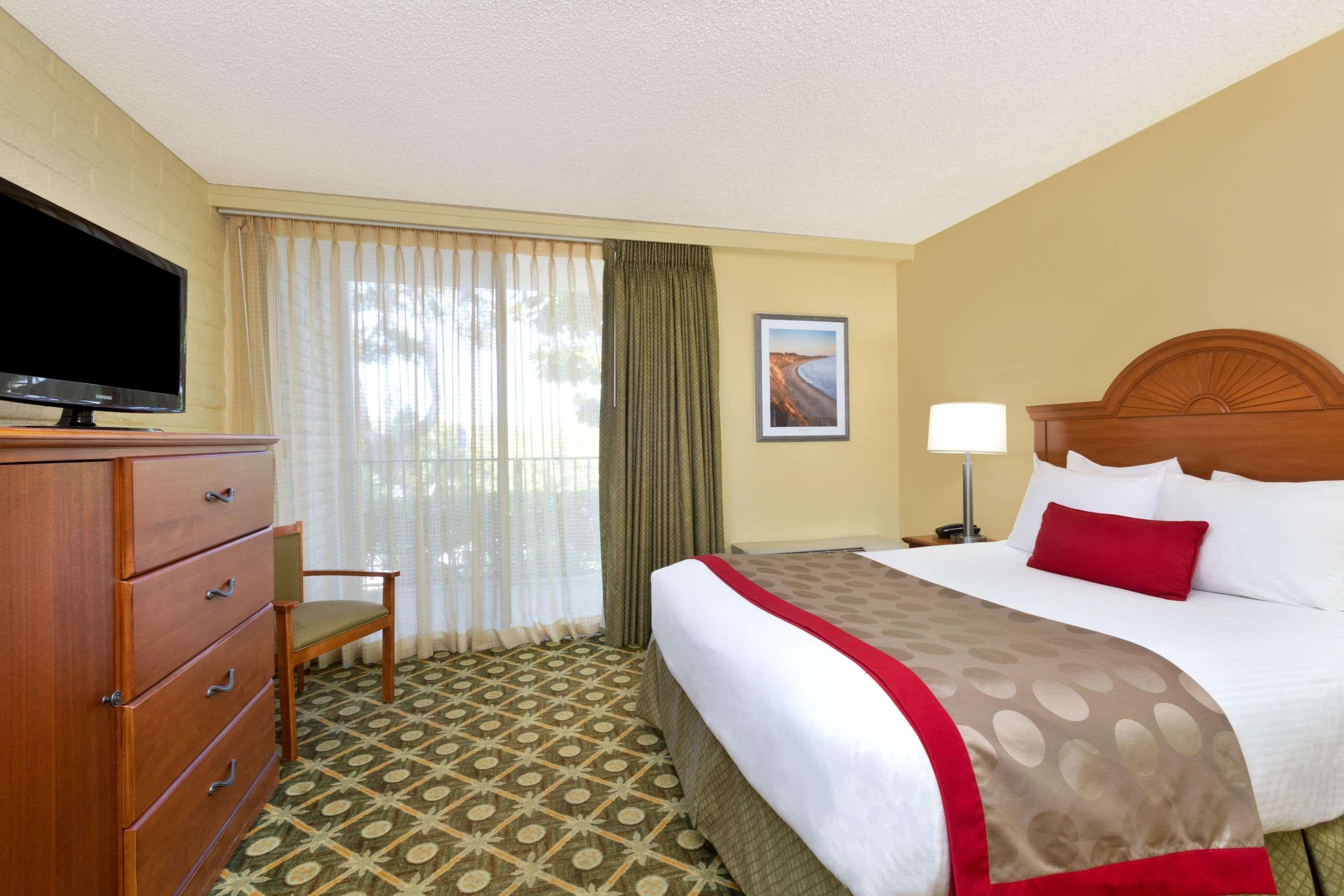 Hotel Ramada By Wyndham 3*