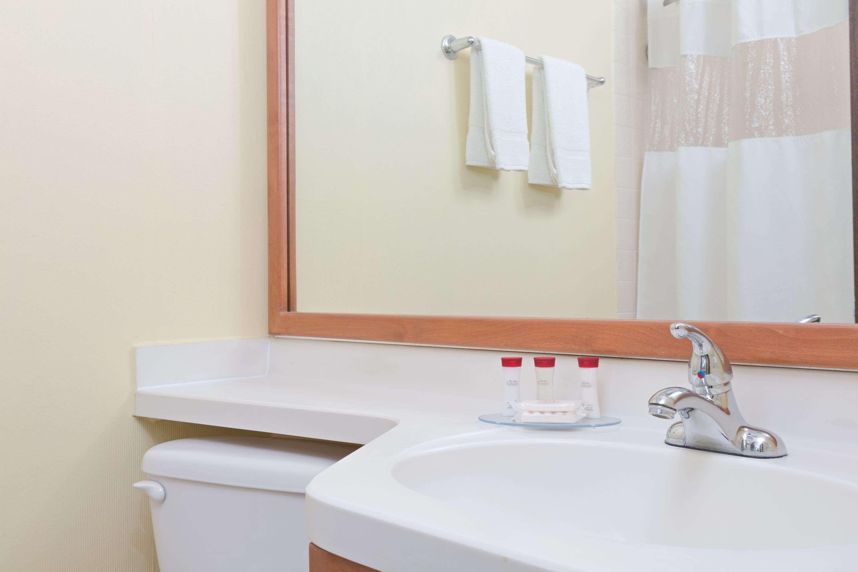 Ramada By Wyndham 3*