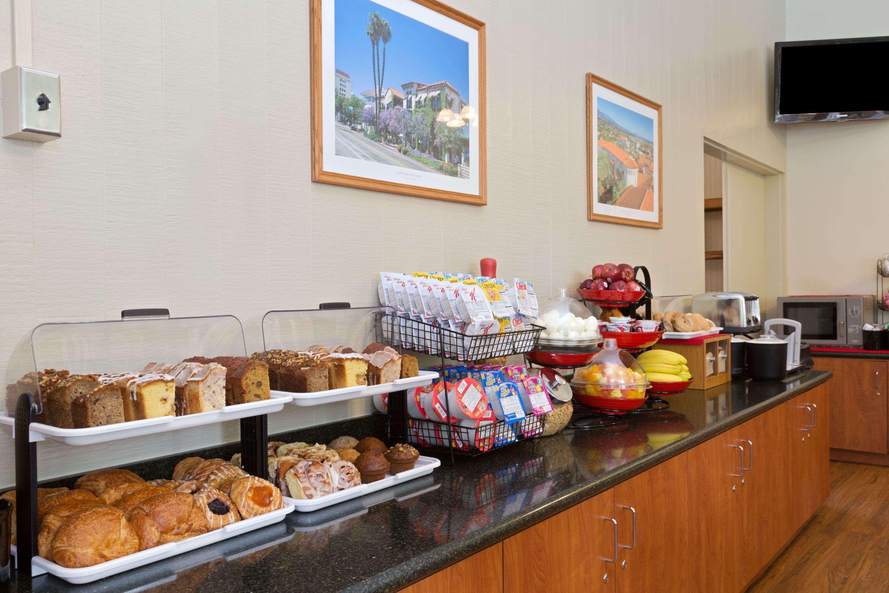 Ramada By Wyndham 3*