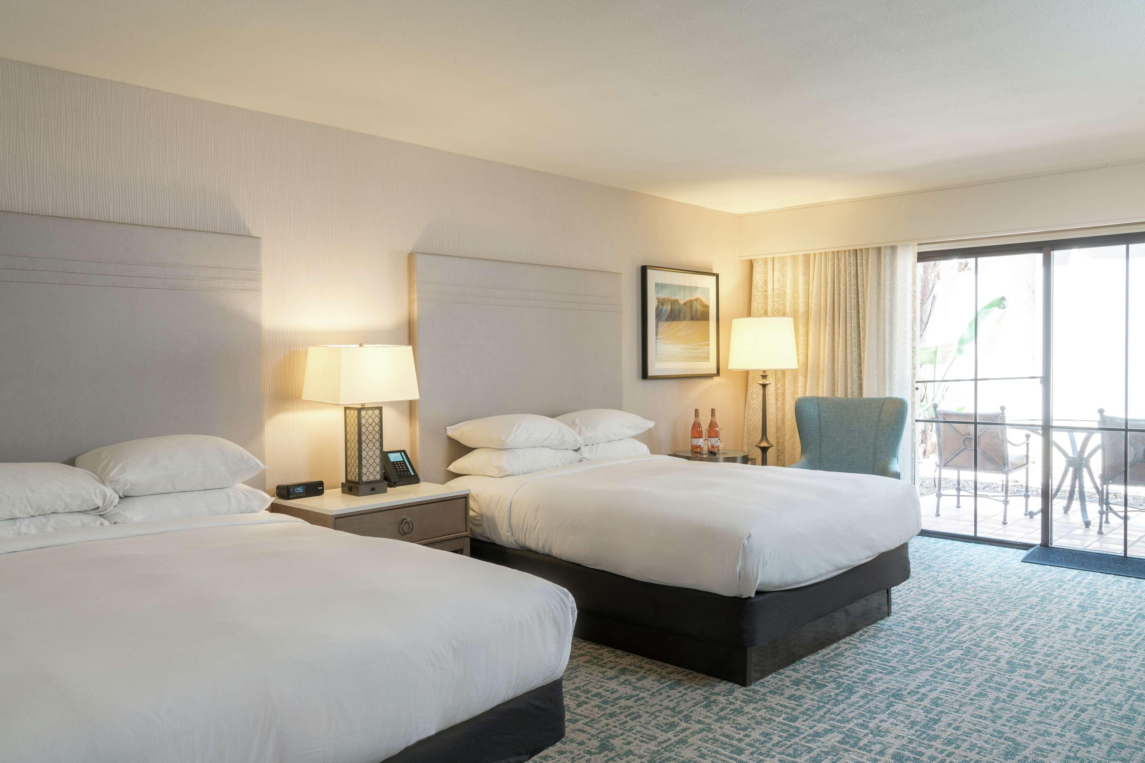 Hilton Beachfront 4* Santa Barbara