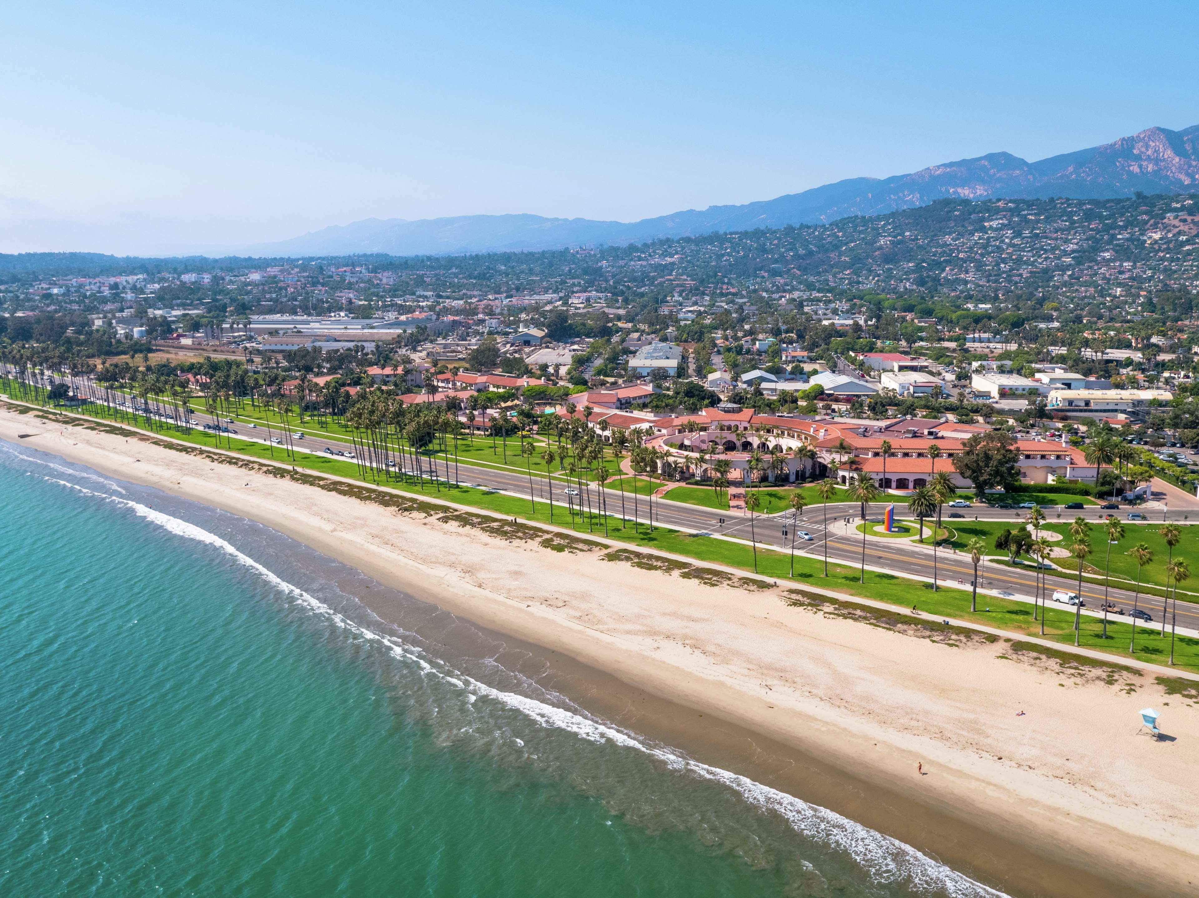 Hilton Beachfront 4* Santa Barbara