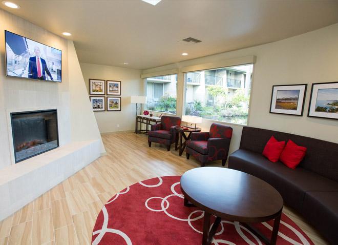 Ramada By Wyndham Hotel Santa Barbara